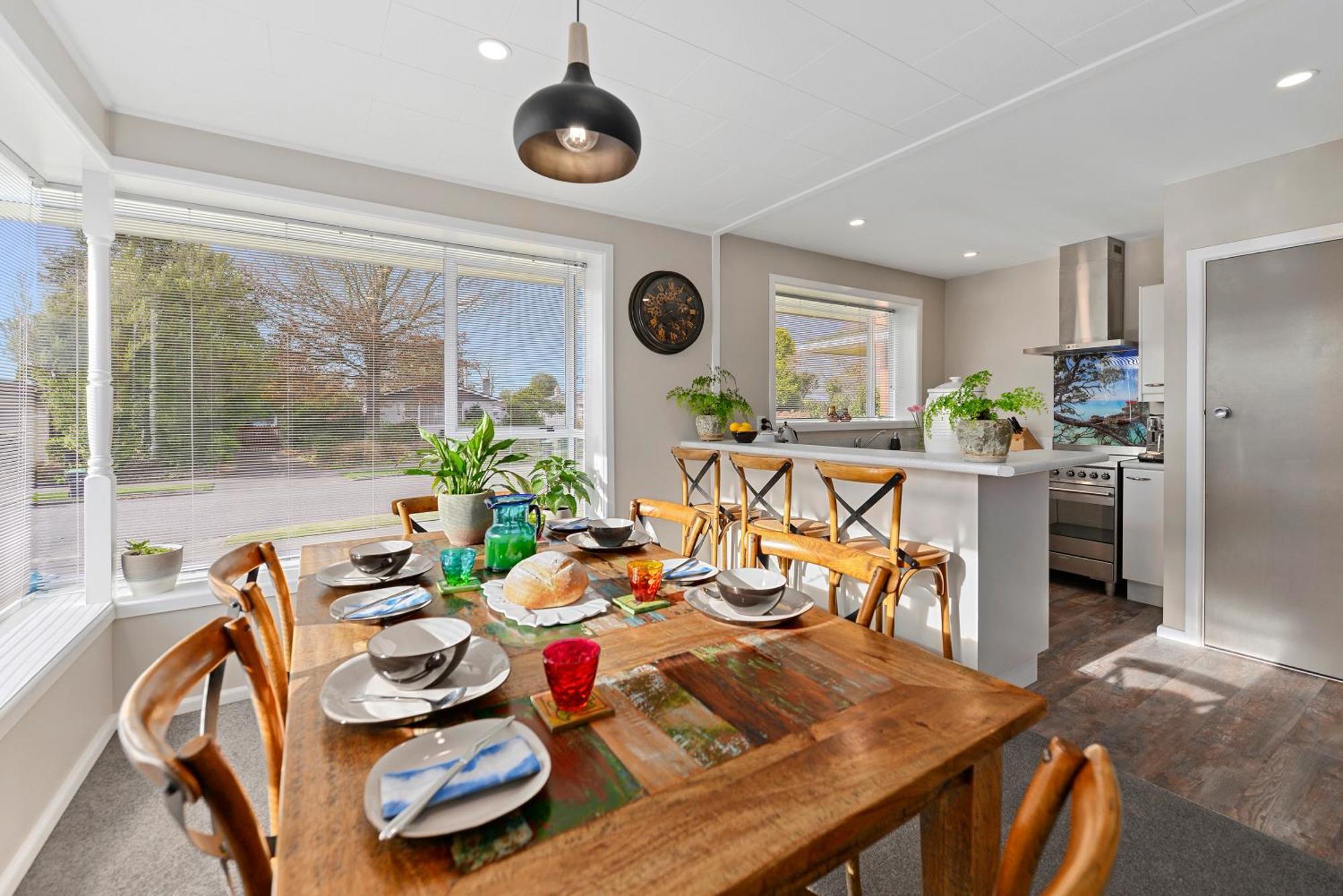 Leave Of Absence - Christchurch Holiday Home Esterno foto